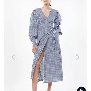 Oak and fort wrap midi dress